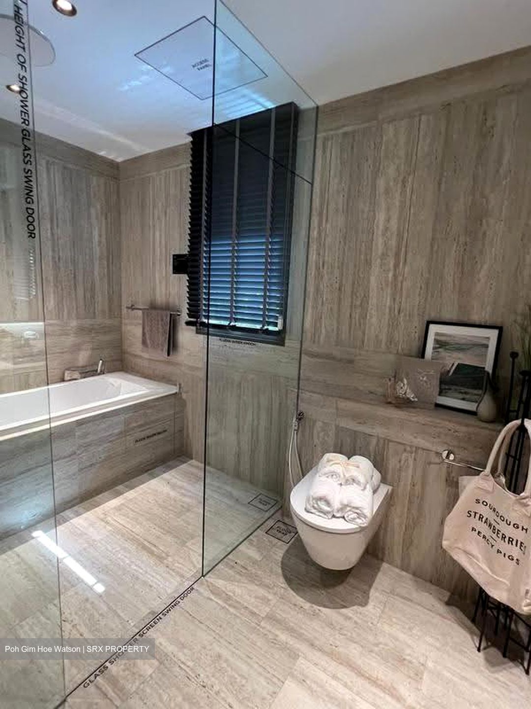 River Modern (D9), Apartment #613561411